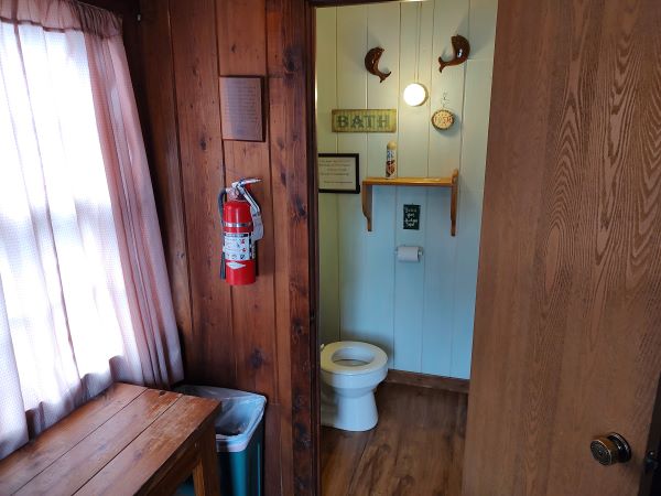 Rock Village Court - Cabin 1