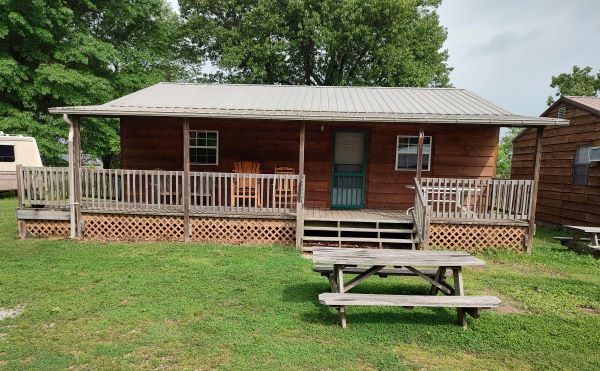 Rock Village Court - Cabin 10